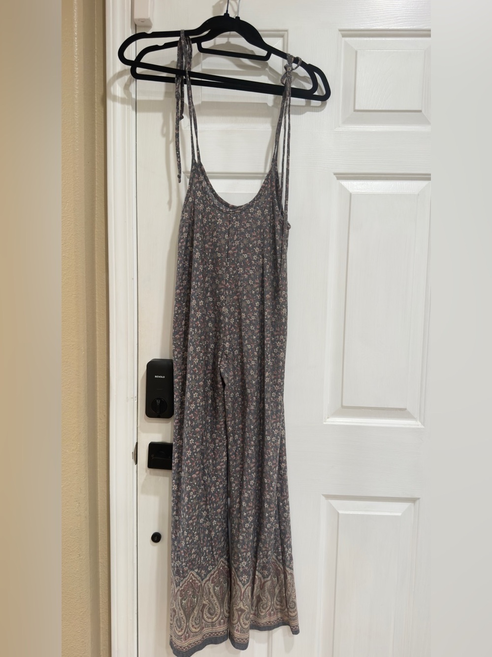 New Storia Floral Tie-Strap Maxi Dress in Gray and Mauve- multiple sizes